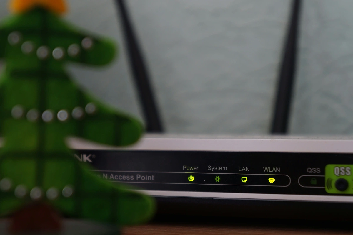 Configuring router settings for site blocking