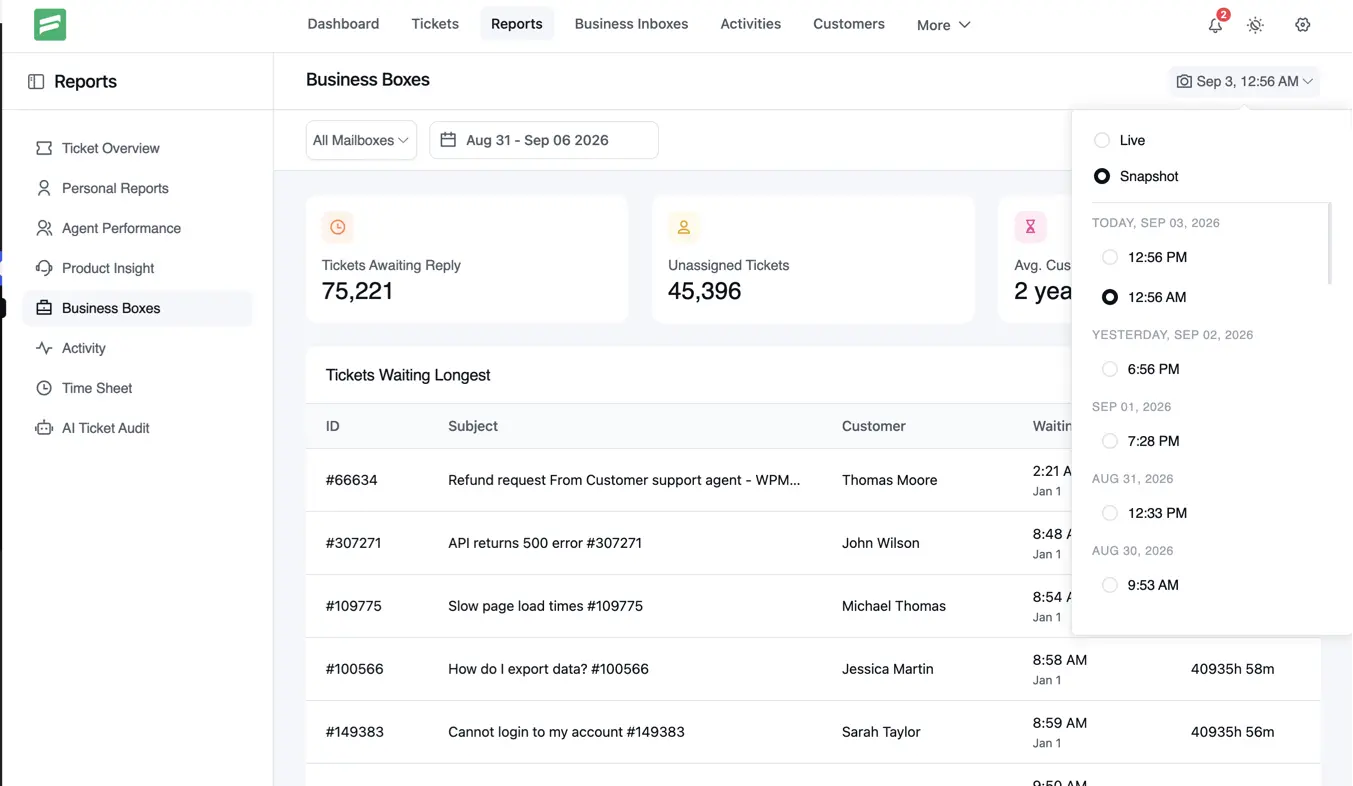 Live and Snapshot selector in Fluent Support Advanced Reports showing a list of captured report snapshots by date and time